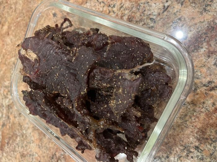 Jerky trial 4 with milanesa. Dehydrated for about 6 hours. Walmart finally had milanesa in stock. I like how thin these turned out. My favorite batch so far